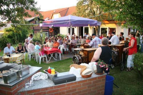 Gasthaus Zum Rethberg Lübstorf Kültér fotó